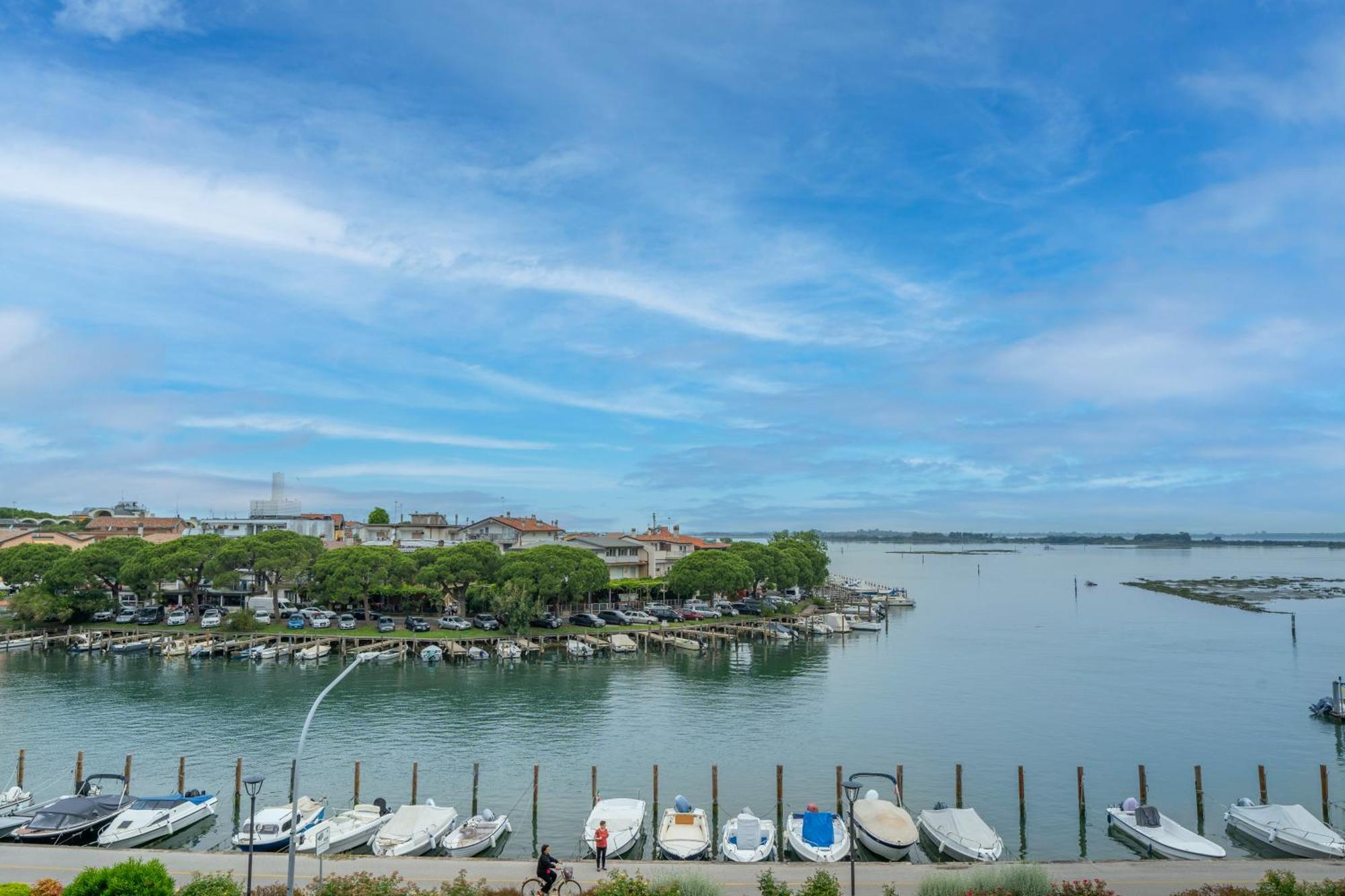 Relais Rosanna Stunning Lagoon-view Grado